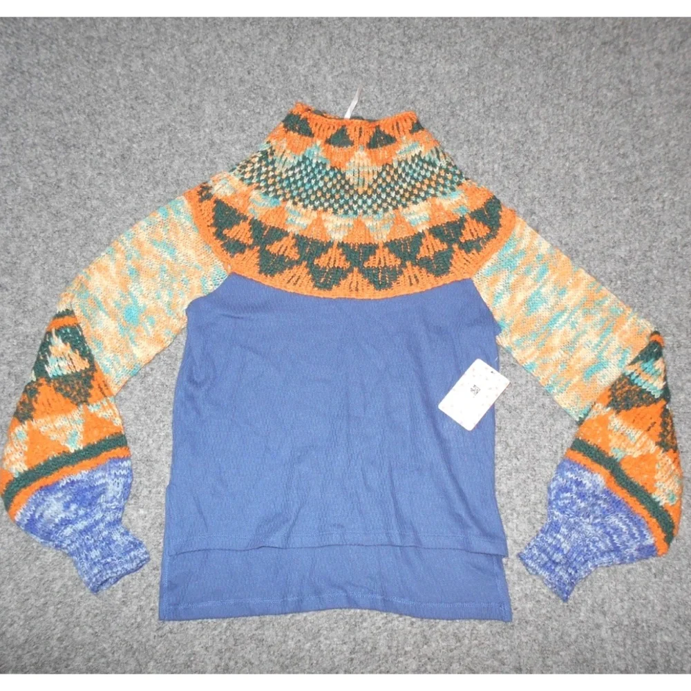 Free People Swit The Small Stuff Sweater in Navy Combo sz xs NWT $128R - Picture 3 of 6